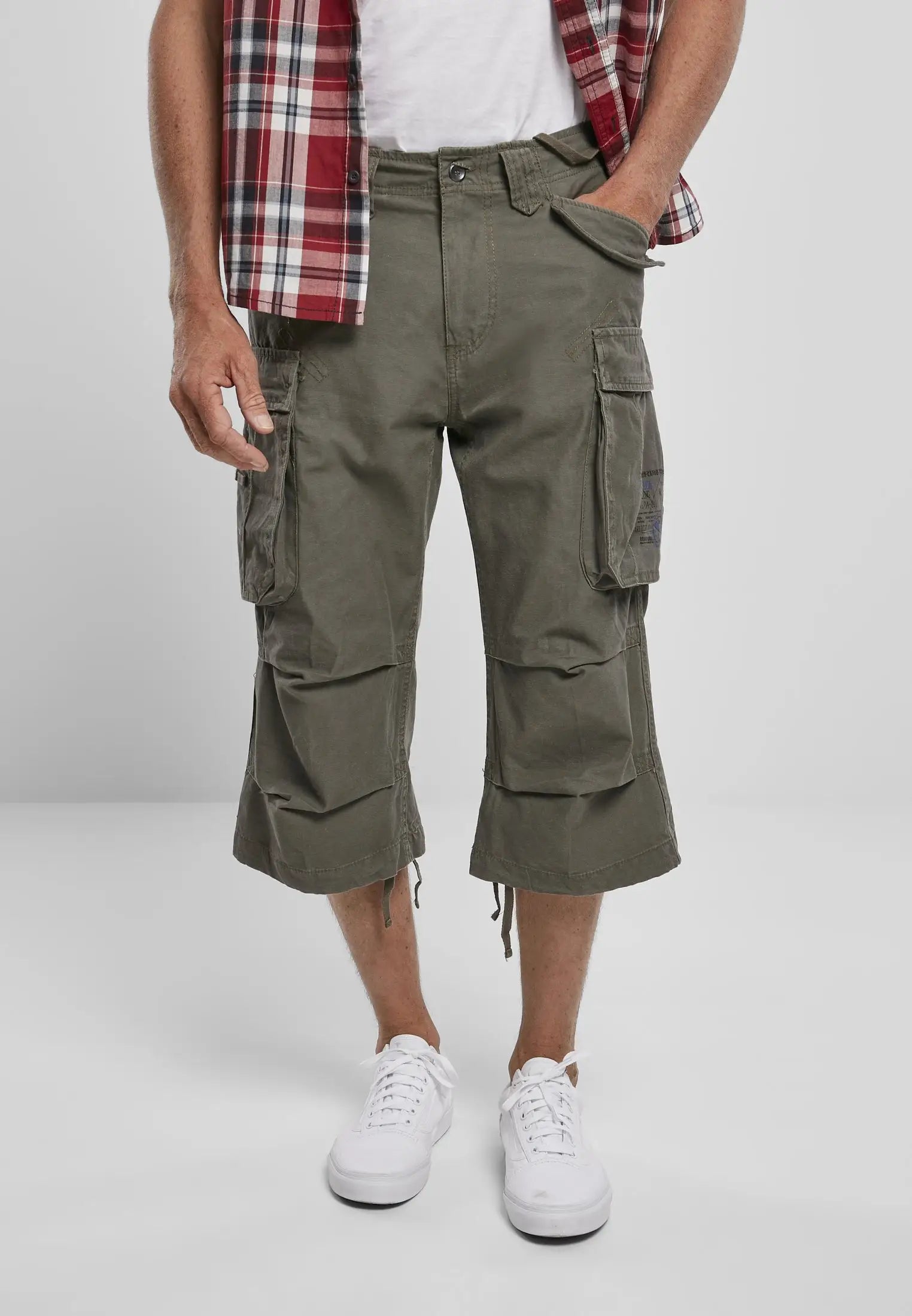 Industry 3/4 Cargo Shorts - Brandit